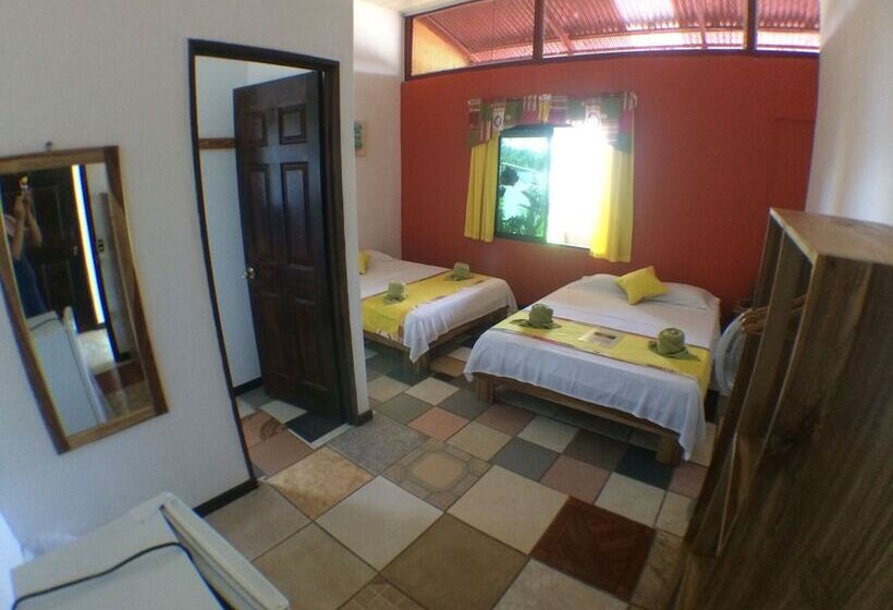 اتاق استاندارد چهار تخته, Sunset Rooms