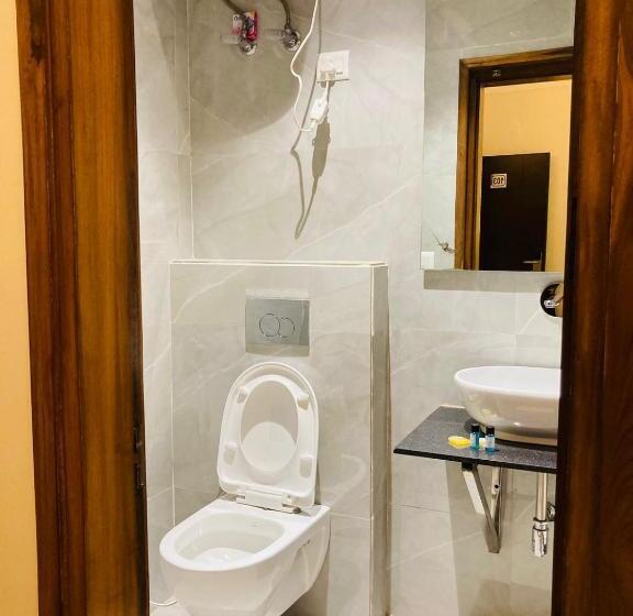 اتاق استاندارد با تخت بزرگ, Aman Palace