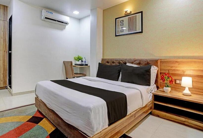 اتاق استاندارد, O Blue Inn Residence Near R City Mall