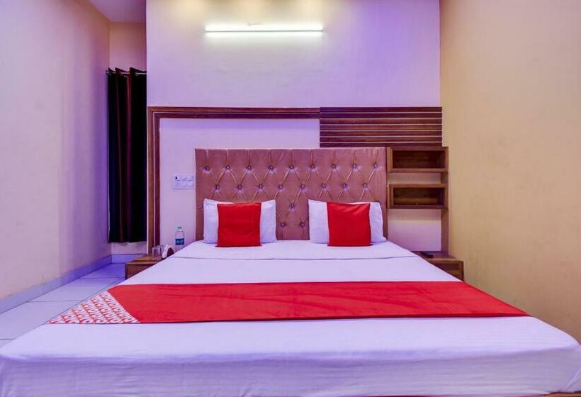 标准间, Oyo 72793  Sarovar