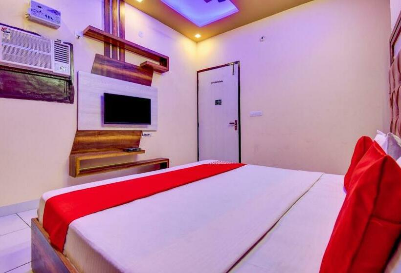 标准间, Oyo 72793  Sarovar
