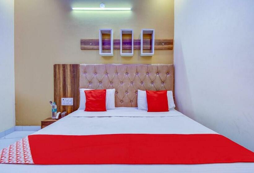 标准间, Oyo 72793  Sarovar