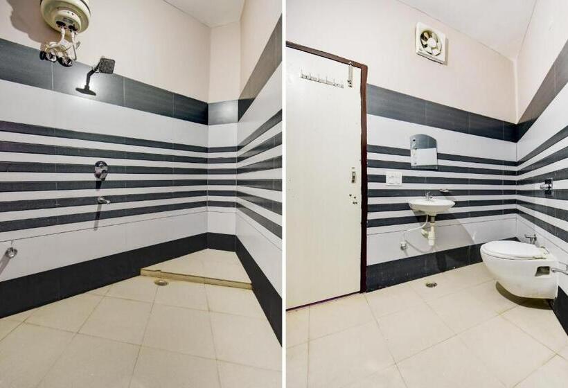 标准间, Oyo 72793  Sarovar