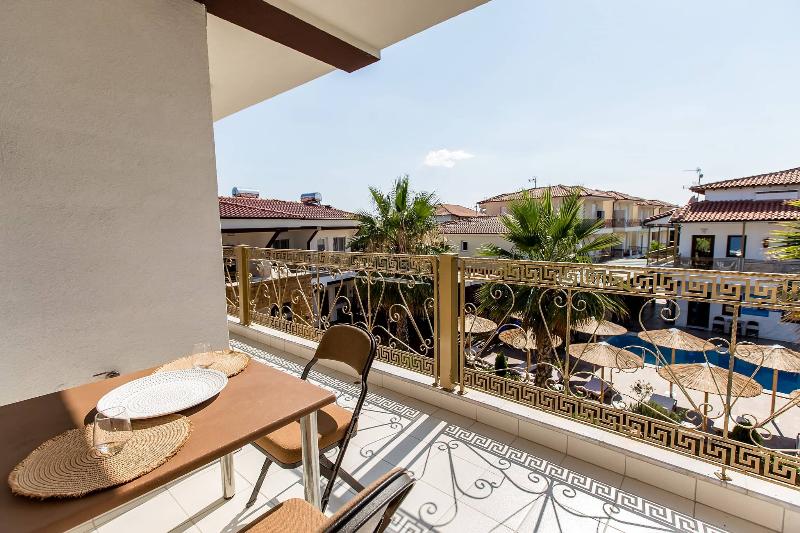 آپارتمان 1 خوابه, Apartamentos Montemayor