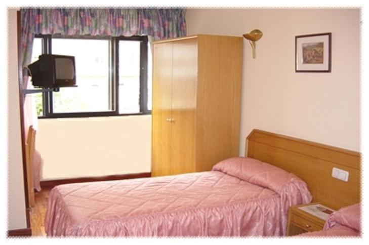 اتاق استاندارد, Hostal Arlanzón