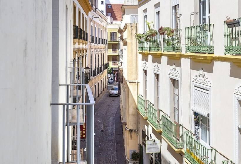 Camera Standard con Balcone, Aacr Museo