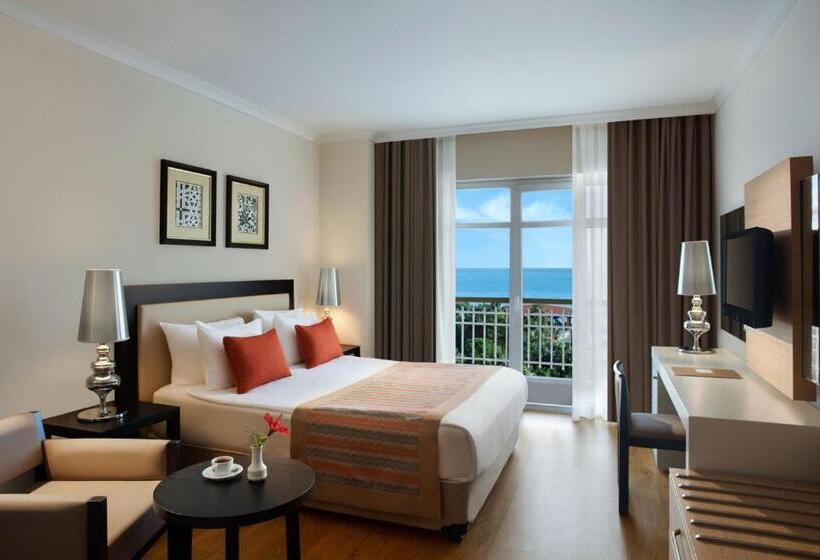 اتاق خانوادگی, Akka Alinda Hotel   Premium Ultra All Inclusive