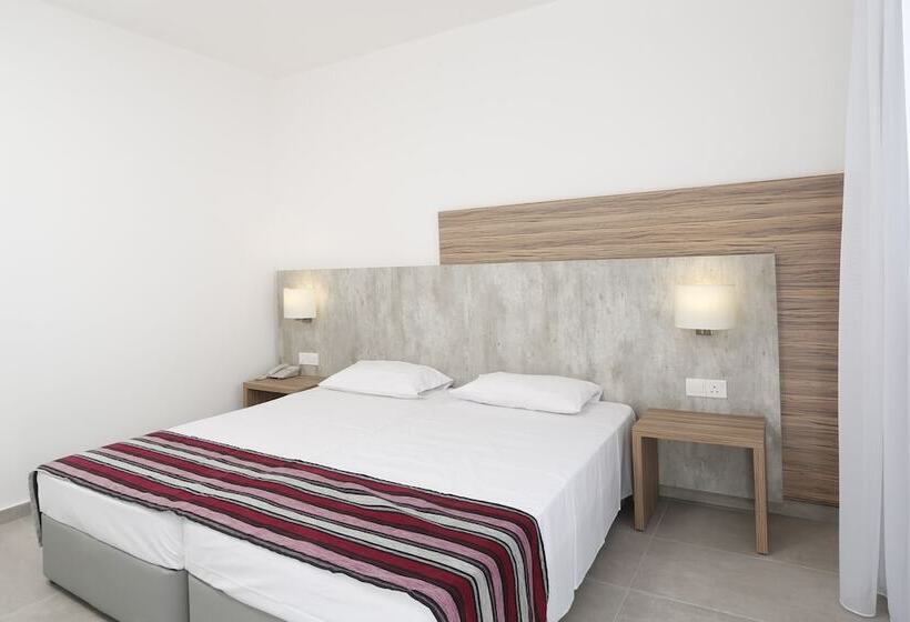 اتاق سوپریور, Kapetanios Aqua Resort