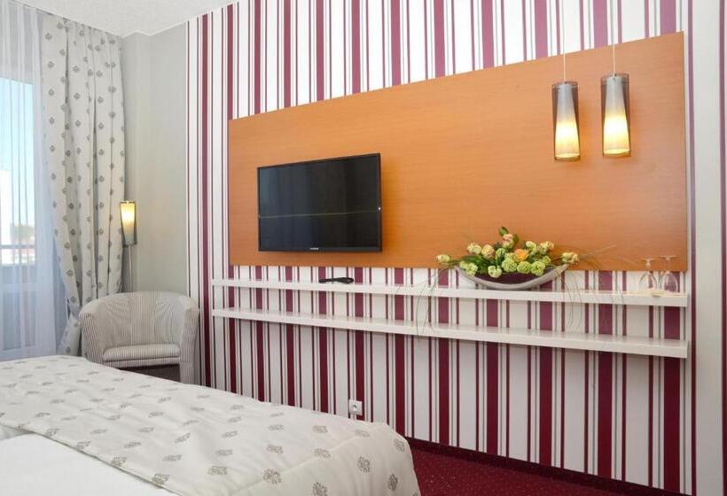 اتاق استاندارد, Avanti