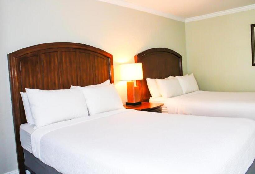 Standardrum, Cape Cod Irish Village   The Emerald Resort