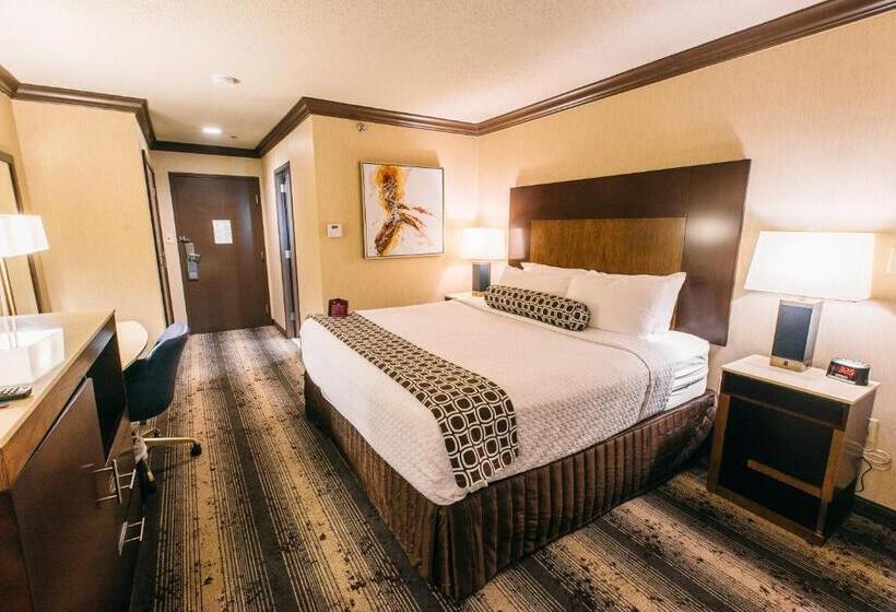اتاق استاندارد با تخت بزرگ, Crowne Plaza Hotel Harrisburg Hershey, An Ihg