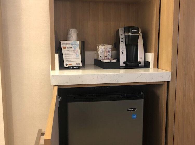 ２ダブルベッドのスタンダードルーム, Hilton Garden Inn Atlanta  Buckhead