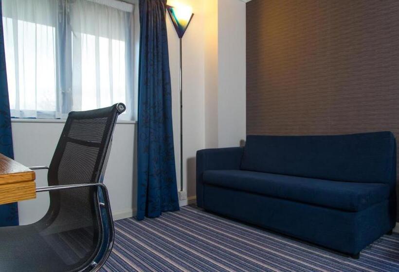 اتاق استاندارد, Holiday Inn Express Bristol Filton, An Ihg