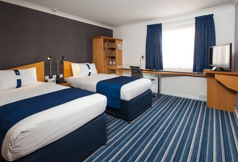 اتاق استاندارد برای معلولان, Holiday Inn Express Bristol Filton, An Ihg