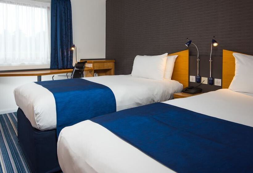 غرفة قياسية لذوى الاحتياجات الخاصة, Holiday Inn Express Bristol  Filton