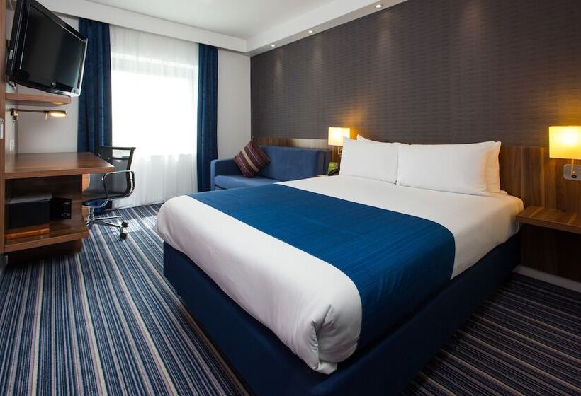 اتاق استاندارد با تخت دوبل, Holiday Inn Express Londonwimbledonsouth