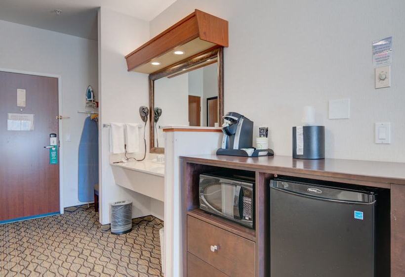 سوییت, Holiday Inn West Yellowstone, An Ihg