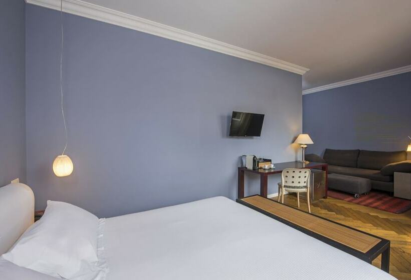 Superior Room with Terrace, Nômade Madrid