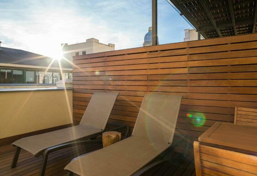 Superior Room with Terrace, Nômade Madrid