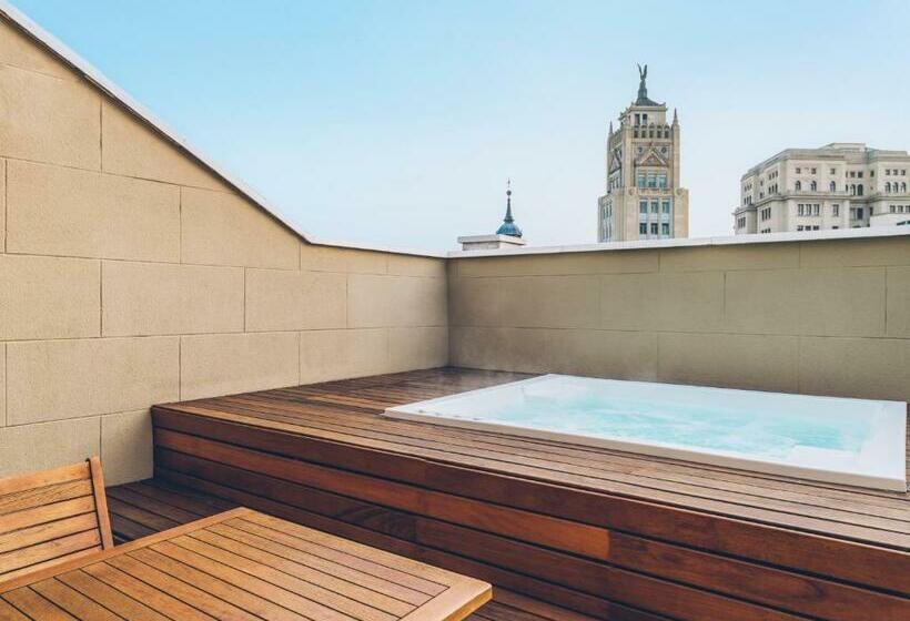 اتاق لوکس با تراس, Nômade Madrid