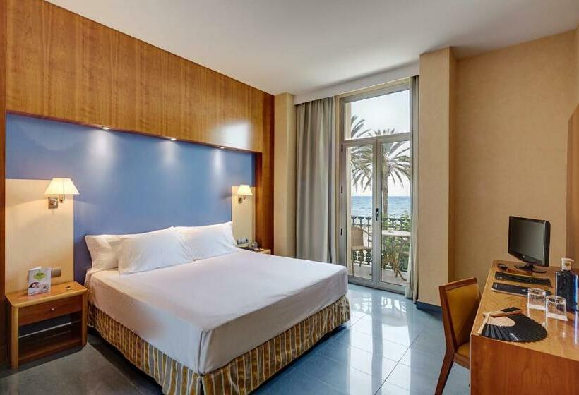 اتاق سوپریور با چشم‌انداز دریا و بالکن, Sercotel Kalma Sitges