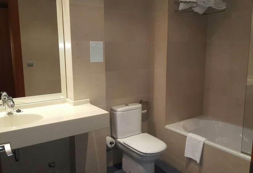 اتاق کلاسیک, Sercotel Kalma Sitges