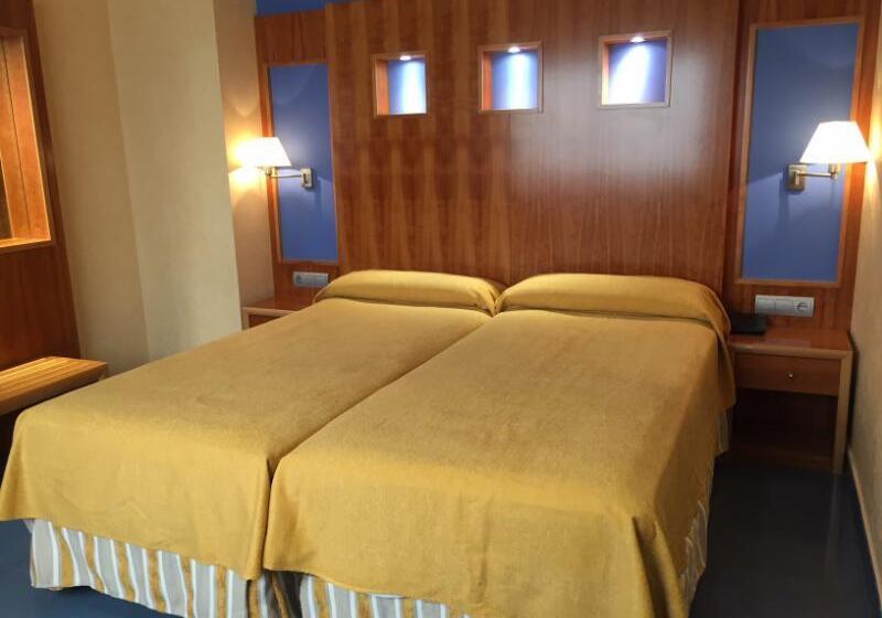 اتاق استاندارد با چشم‌انداز دریا, Sercotel Kalma Sitges