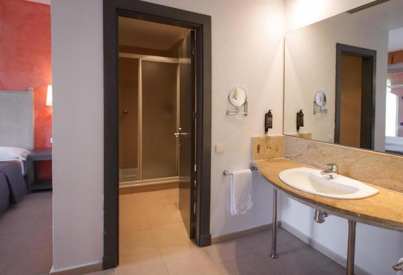اتاق استاندارد, Ohtels Islantilla