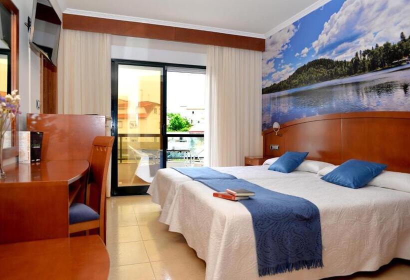 اتاق استاندارد با تراس, Portonovo