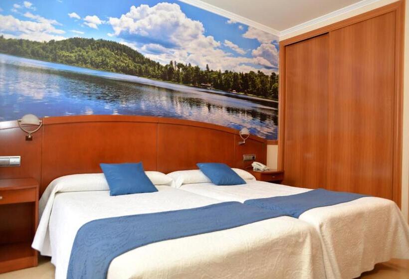 اتاق استاندارد با تراس, Portonovo
