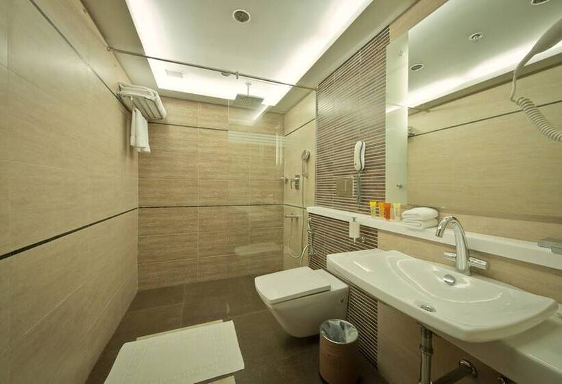 اتاق لوکس, Ramada Chennai Egmore