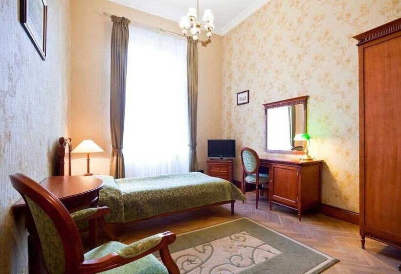 اتاق استاندارد یک نفره, Royal