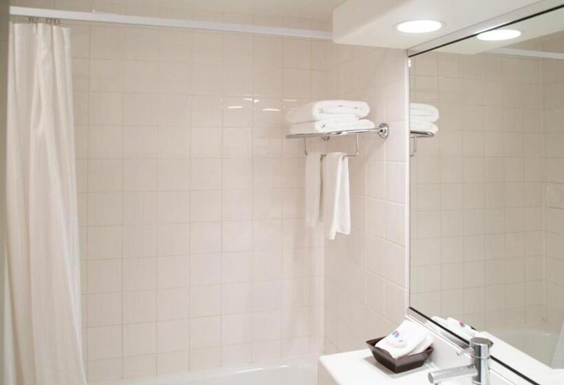 اتاق اجرایی با تخت بزرگ, Sudima Hotel Christchurch Airport