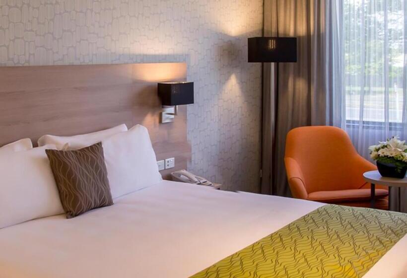 اتاق اجرایی با تخت بزرگ, Sudima Hotel Christchurch Airport