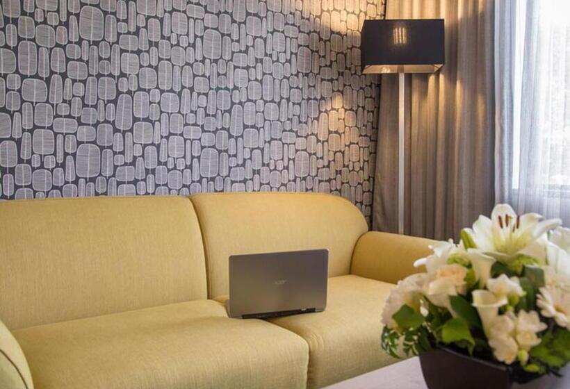 سوییت جونیور, Sudima Hotel Christchurch Airport