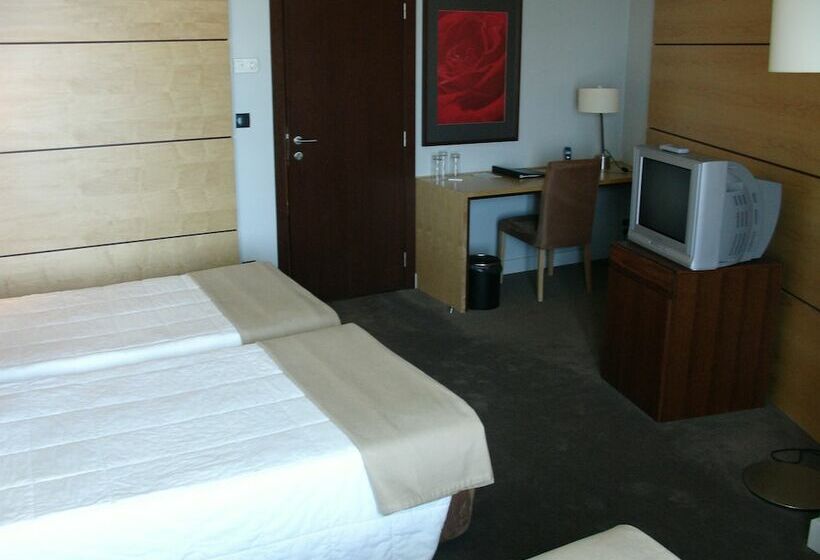 Standard Triple Room, Vip Executive Azores