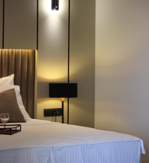 اتاق استاندارد با تخت بزرگ, Monalisa Hotels Kuşadasi
