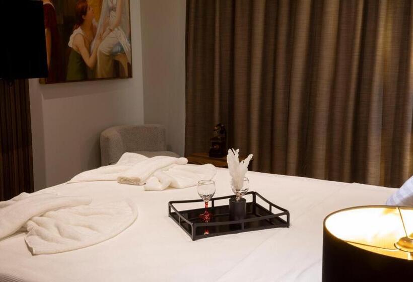 اتاق اکونومی, Monalisa Hotels Kuşadasi
