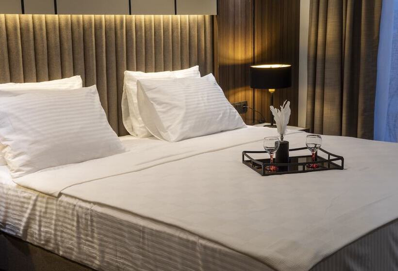 اتاق اکونومی, Monalisa Hotels Kuşadasi