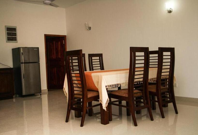 آپارتمان 1 خوابه با بالکن, The Lodge Unawatuna
