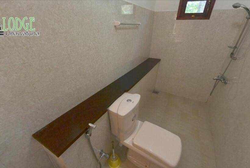 آپارتمان 1 خوابه با بالکن, The Lodge Unawatuna
