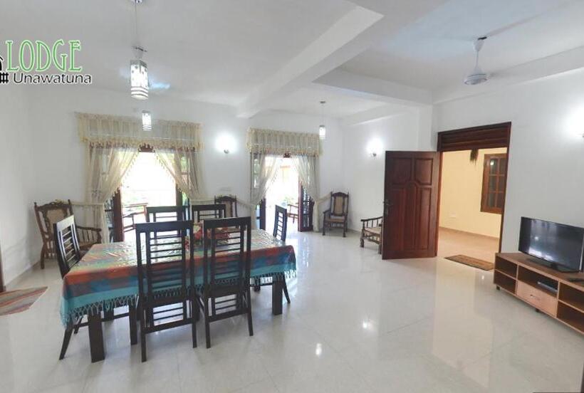 آپارتمان 1 خوابه با بالکن, The Lodge Unawatuna