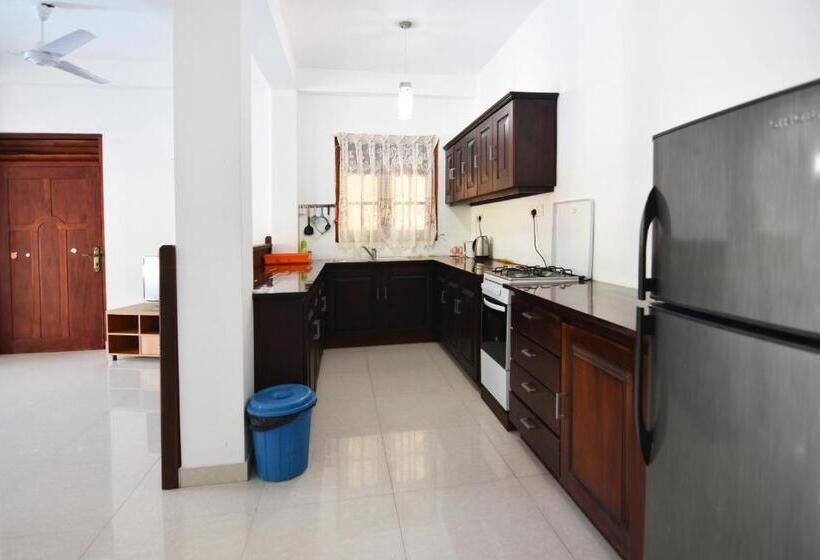 آپارتمان 1 خوابه با بالکن, The Lodge Unawatuna