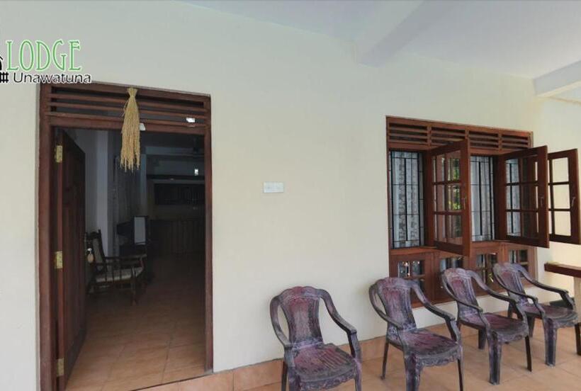 آپارتمان 1 خوابه همکف, The Lodge Unawatuna