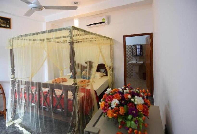 اتاق استاندارد, The Lodge Unawatuna