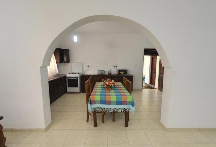 آپارتمان 2 خوابه, The Lodge Unawatuna