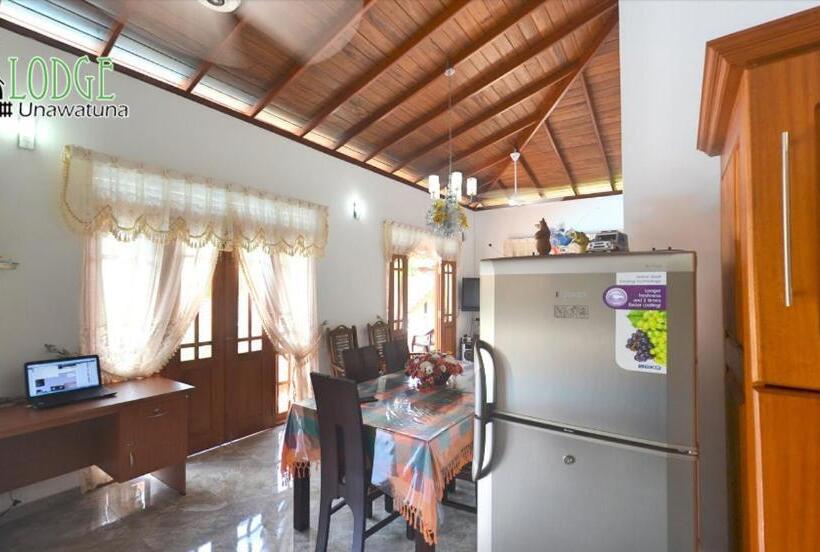 آپارتمان 1 خوابه, The Lodge Unawatuna