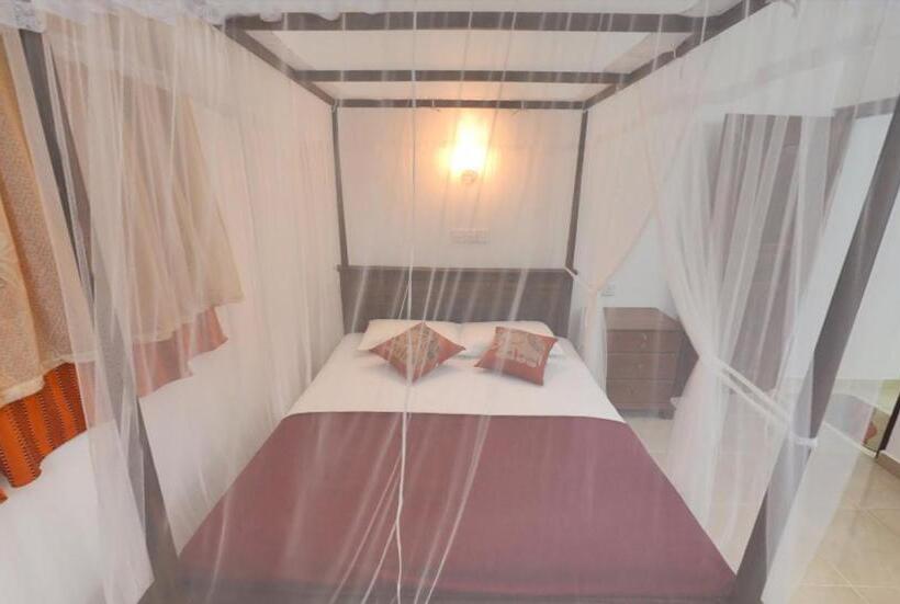 اتاق استاندارد, The Lodge Unawatuna