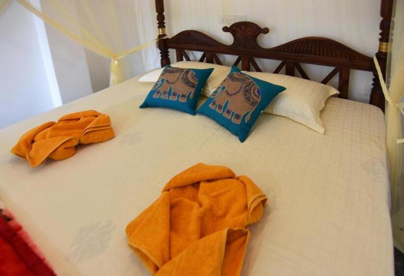 اتاق لوکس, The Lodge Unawatuna