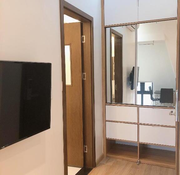 1 Bedroom Penthouse Apartment, Merry House Imperia
